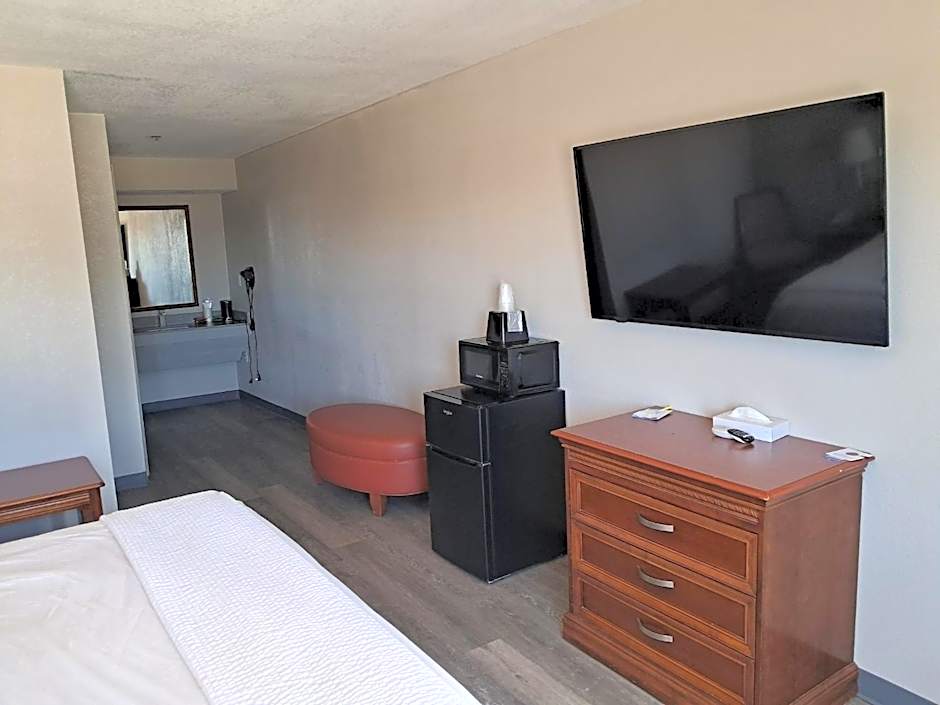 Days Inn by Wyndham Safford, AZ