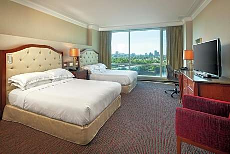 Queen Room with Two Queen Beds - Disability Access