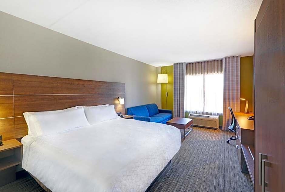 Holiday Inn Express Hotel & Suites - Woodstock By IHG