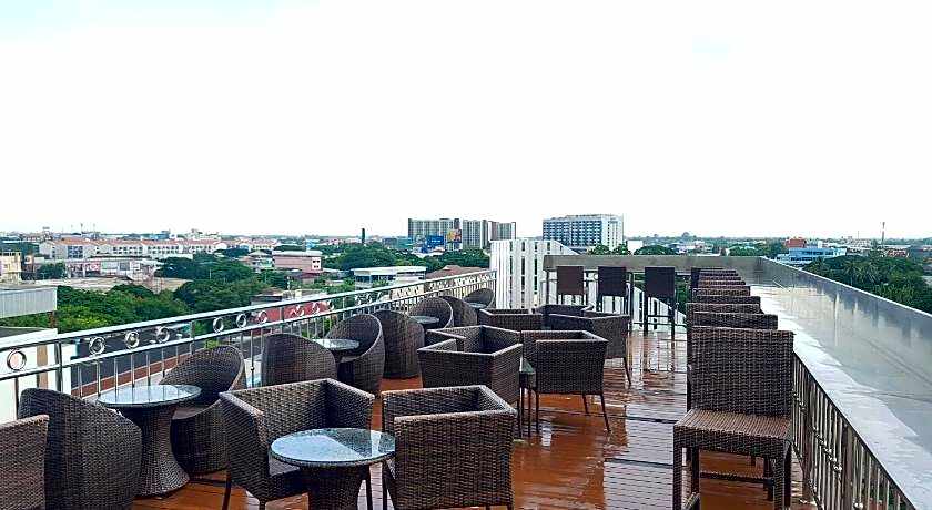 Kavinburi Green Hotel