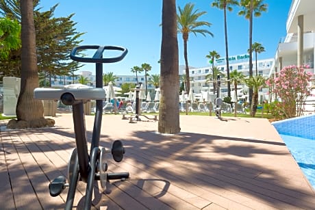 Protur Vista Badía Aparthotel