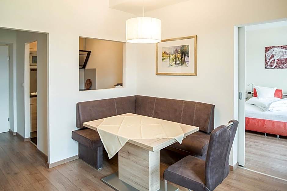 Romantik Residenz (Ferienwohnungen Hotel Im Weissen Rössl) - Dependance