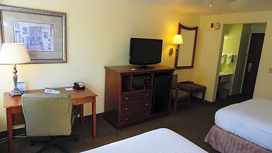 Baymont by Wyndham Arlington At Six Flags Dr