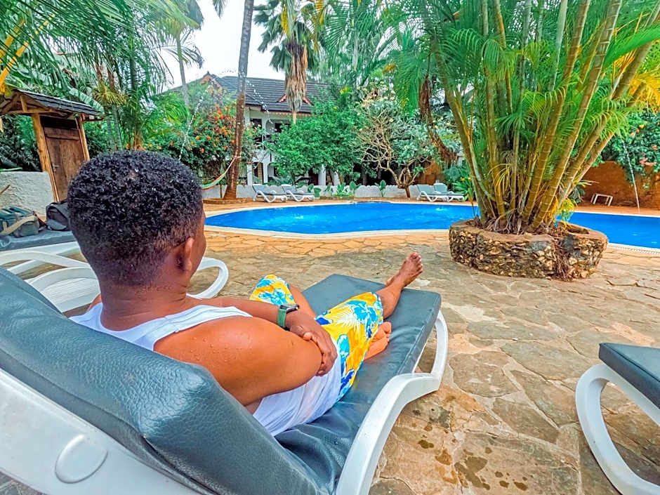 Langi Langi Beach Bungalows