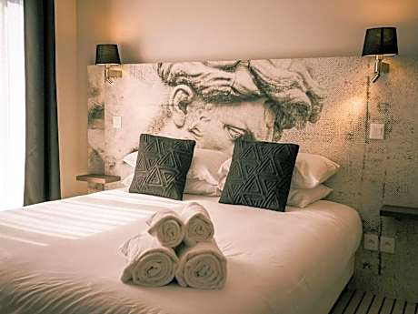 1 Queen Bed, Classic Room, Non-Smoking