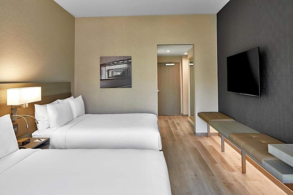 AC Hotel by Marriott Durham