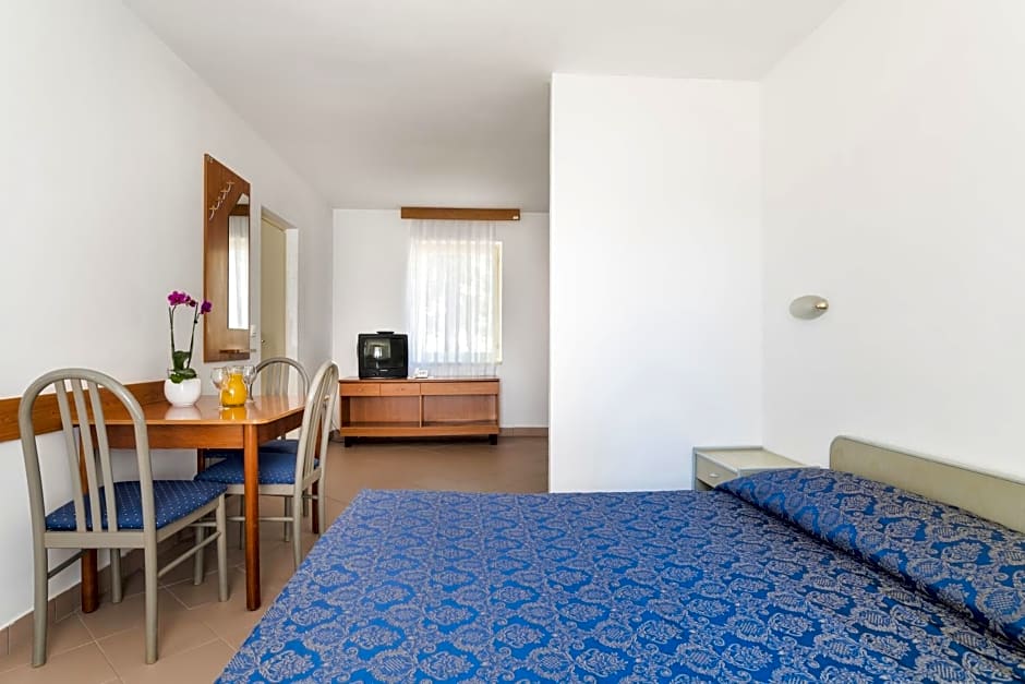 Apartments Polynesia Plava Laguna