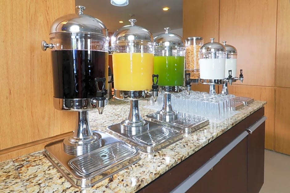 Staybridge Suites Guadalajara Expo By IHG