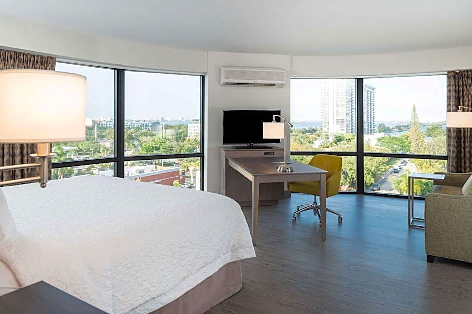 Hampton Inn By Hilton & Suites Miami Midtown, FL