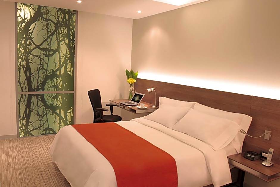Bogotá 100 Design Hotel By Sarasti