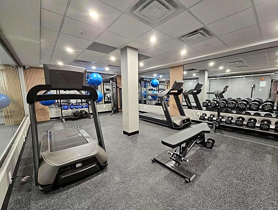 Vittoria Hotel & Suites