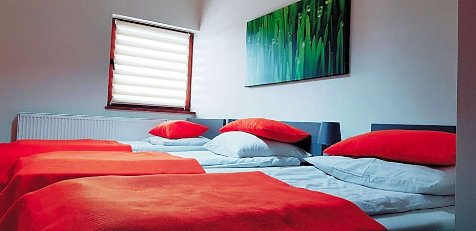 Noclegi i restauracja Zajazd Pod Skałą