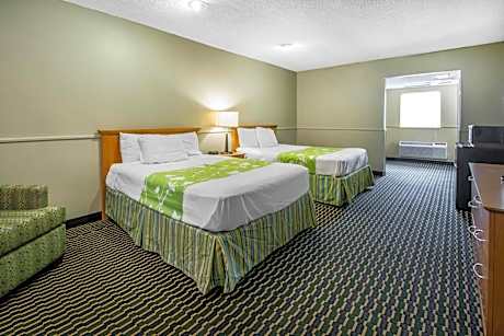 Double Room with Two Double Beds - Smoking