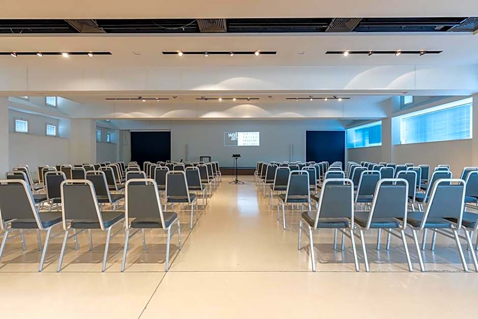 Wall Art Hotel & Residence