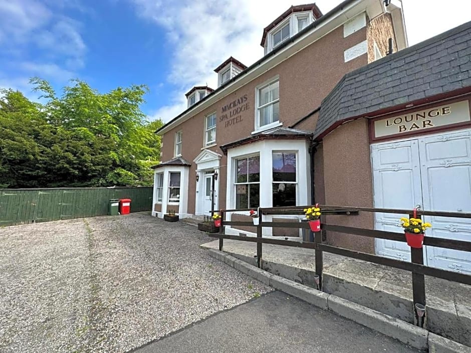 Mackay's Spa Lodge Hotel
