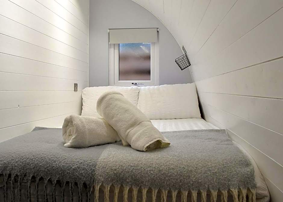 Peacock Lake Glamping