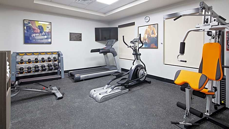 Best Western Green Oaks Inn & Suites