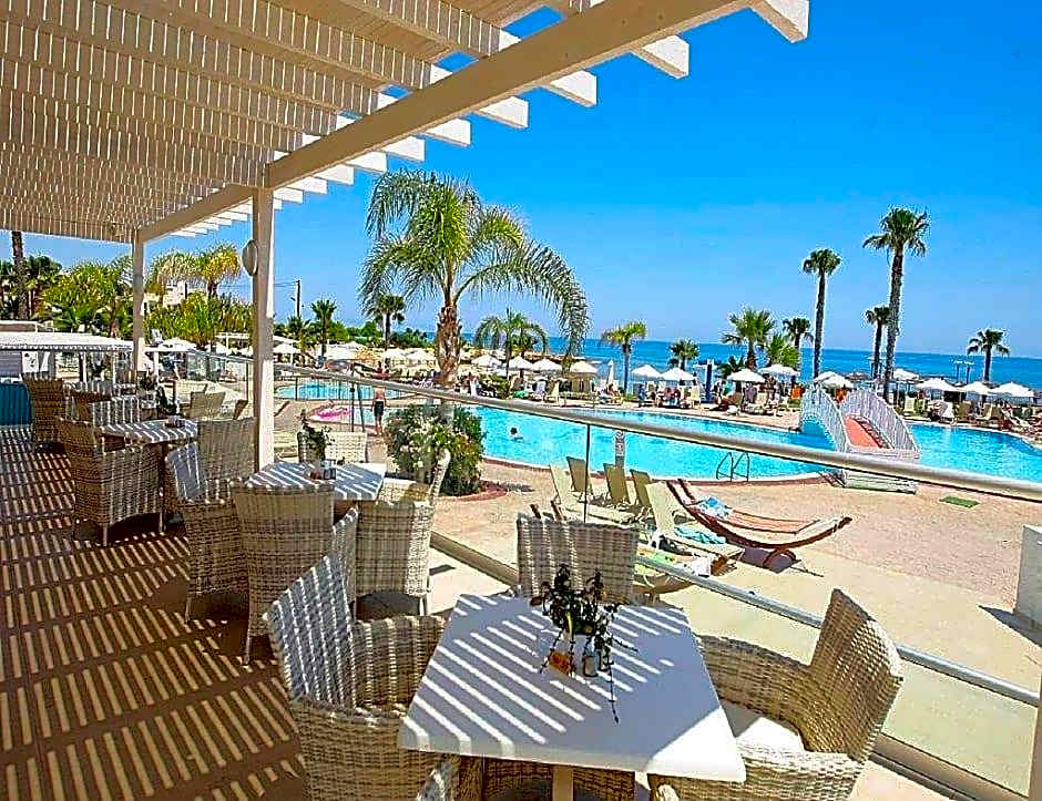 Marlita Beach Hotel Apartments