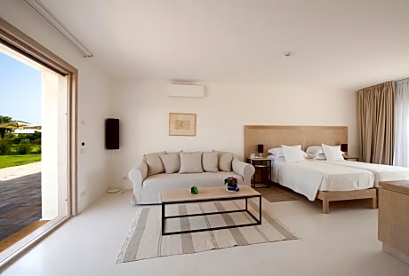 Deluxe Junior Suite with Twin Beds