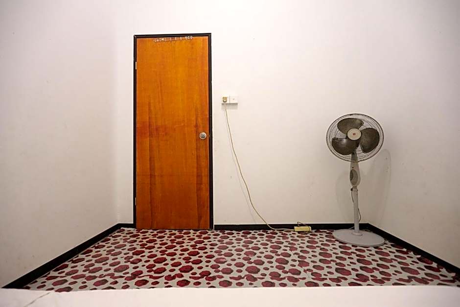 Hotel O Penginapan Mak YesNearTaman Buluh Hang Tuah