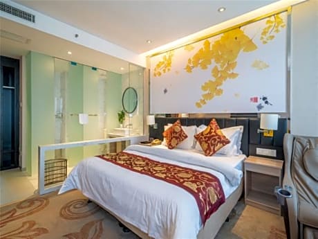 Sassy Decompression Double Room