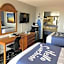 Days Inn by Wyndham Fort Myers