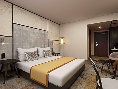 Classic Room - 1 King Bed Free Wifi Shower