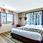 Super 8 by Wyndham Mitchell