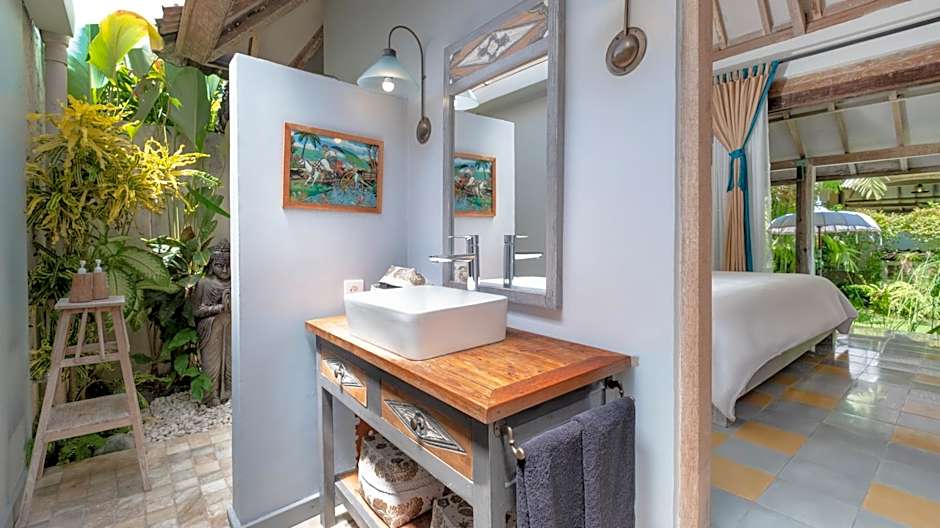 Villa Koyama by Villa Finder