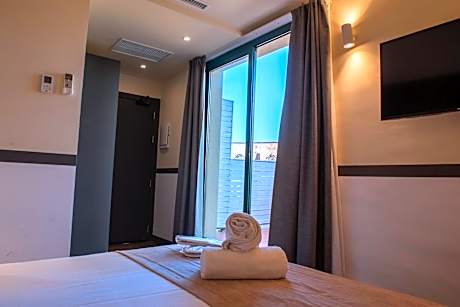 Superior Double Room with Balcony