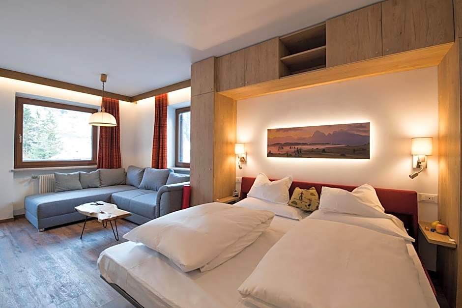 La Tambra - Residence - Central with Restaurant