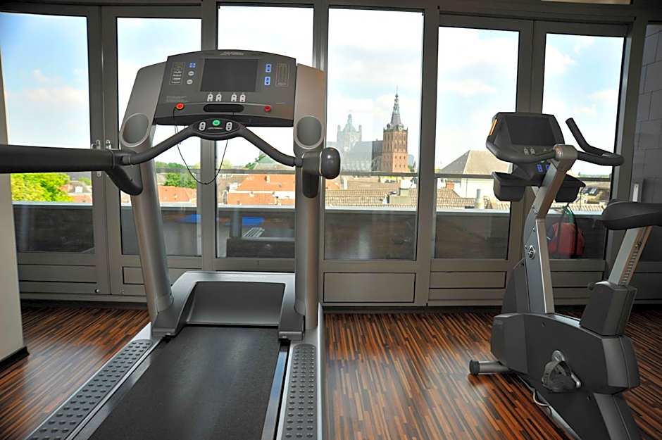 Golden Tulip Hotel Central