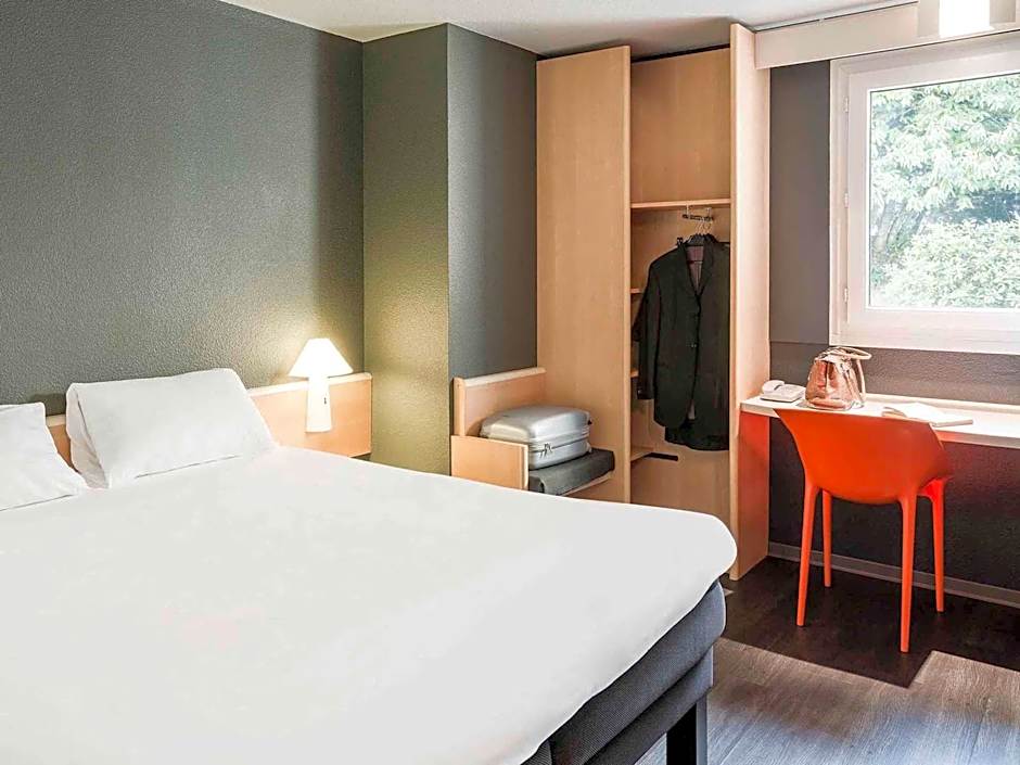 ibis Rennes Cesson