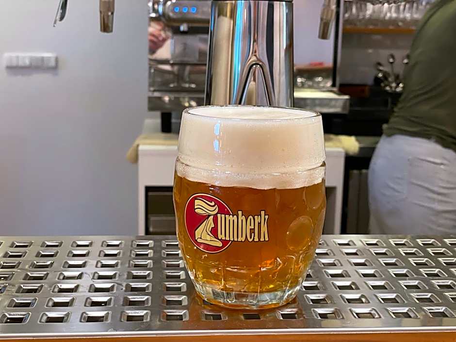 Hotel Laguna & restaurant