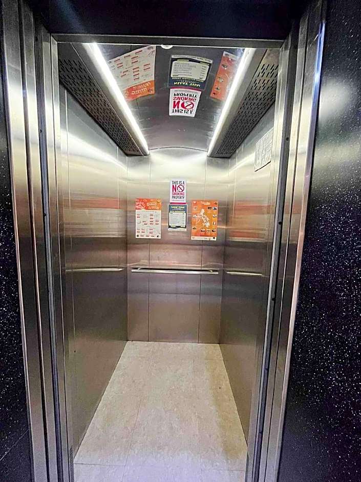 Travelbee Business Inn