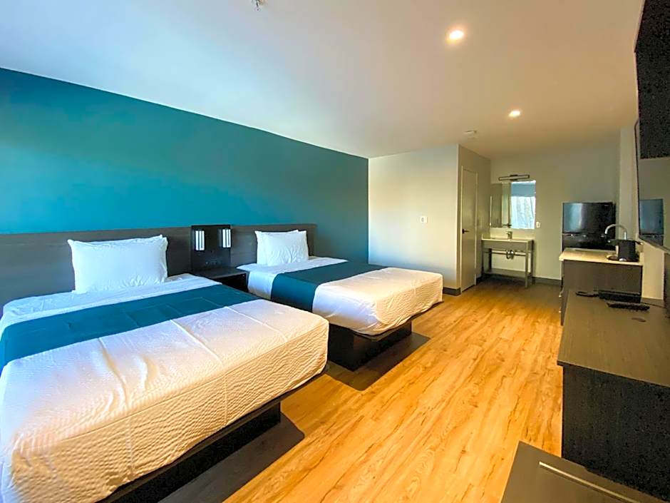 Studio 6 Suites Stockton, CA Waterfront