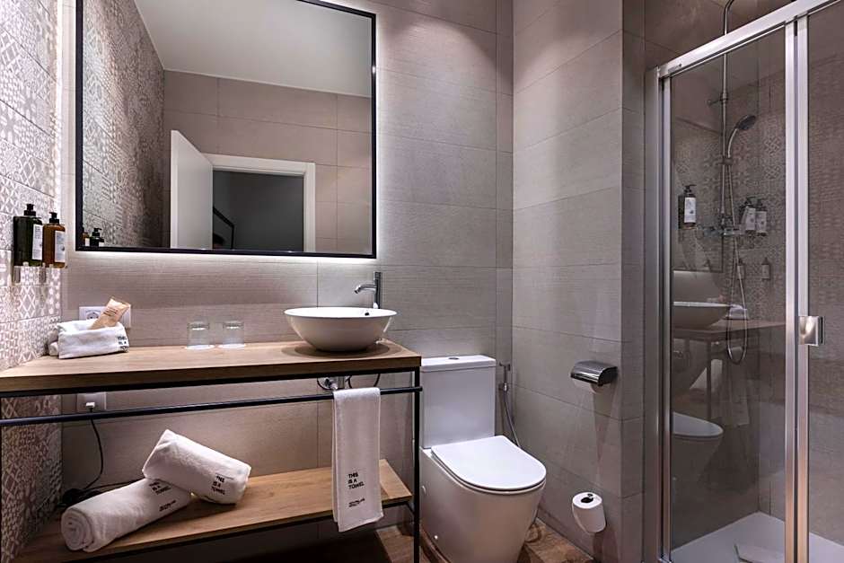 Petit Palace Plaza de la Reina