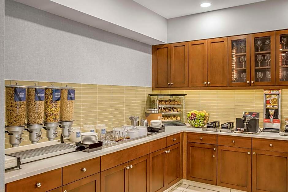 Homewood Winnipeg Airport-Polo Park