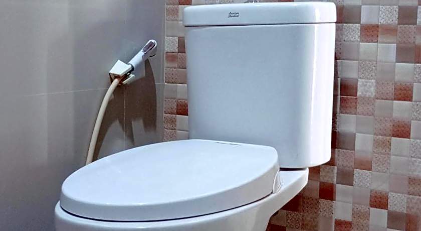 RedDoorz Syariah Near Danau Tes Bengkulu