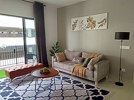 Ad Din Muslim Homestay, COZY, Wifi & Netflix