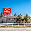 Econo Lodge Inn & Suites Madras