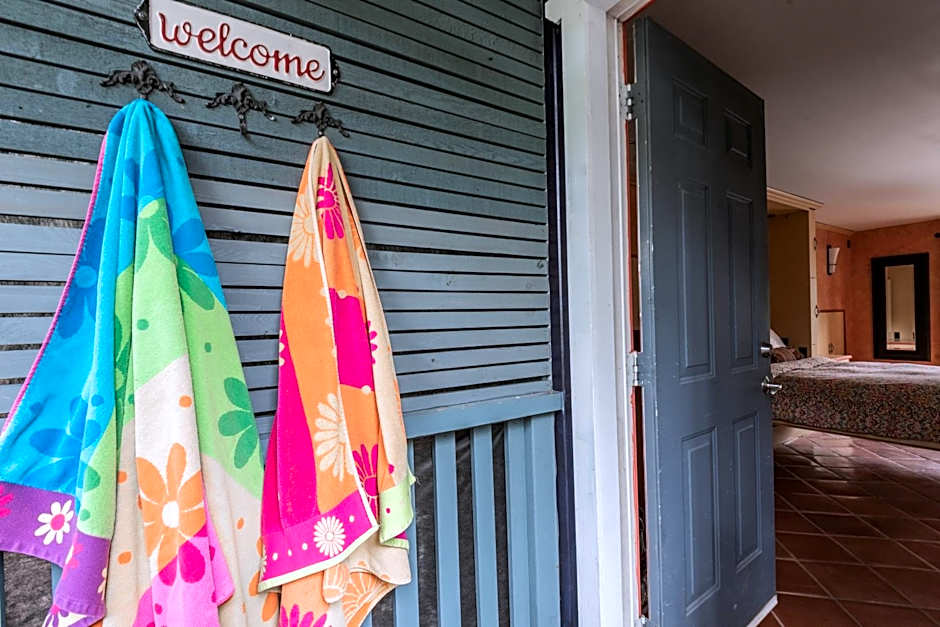 Salt Spring Carriage House B&B