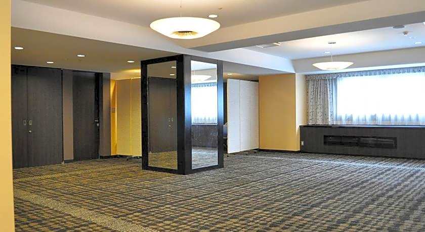 Apa Hotel Toyama-Ekimae