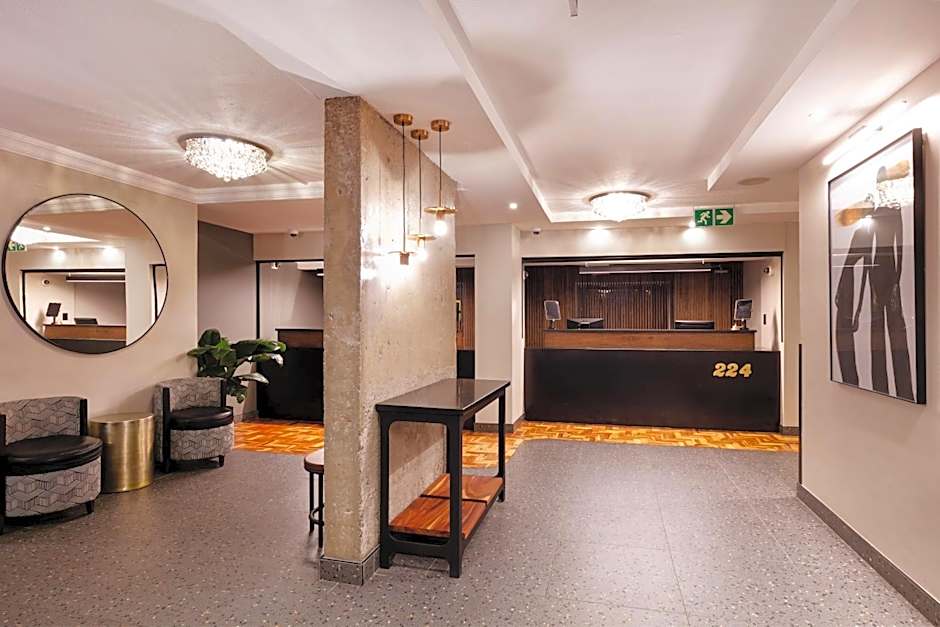 Hotel 224 & Apartments