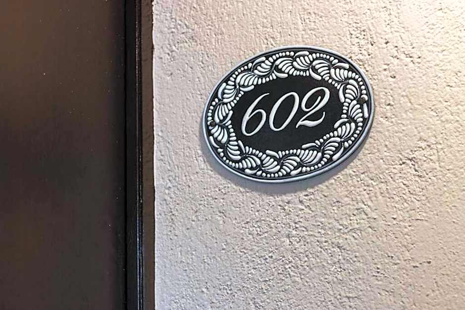 602 Private Terrace apt AC Rooftop