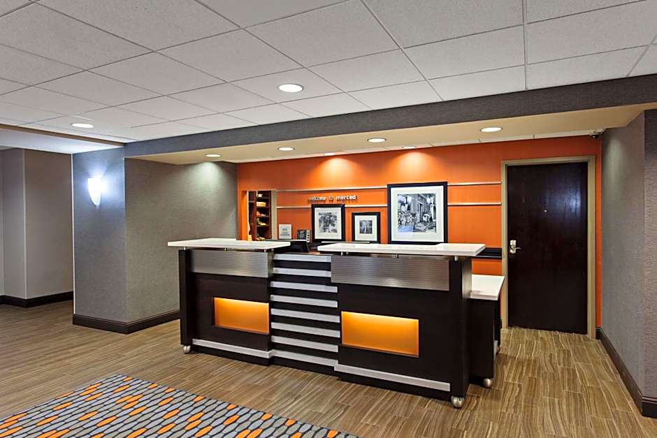Hampton Inn By Hilton & Suites Merced