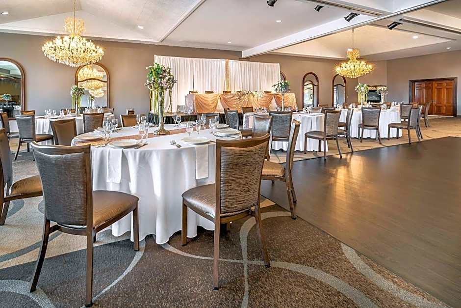 Riverview Inn & Suites, an Ascend Collection Hotel