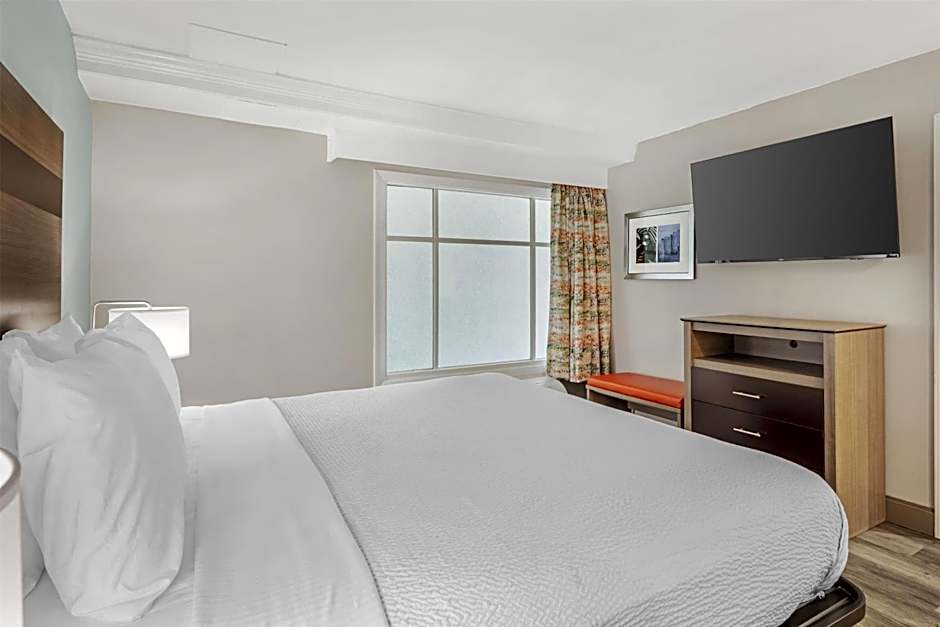 Best Western Plus Chesapeake Bay - Norfolk