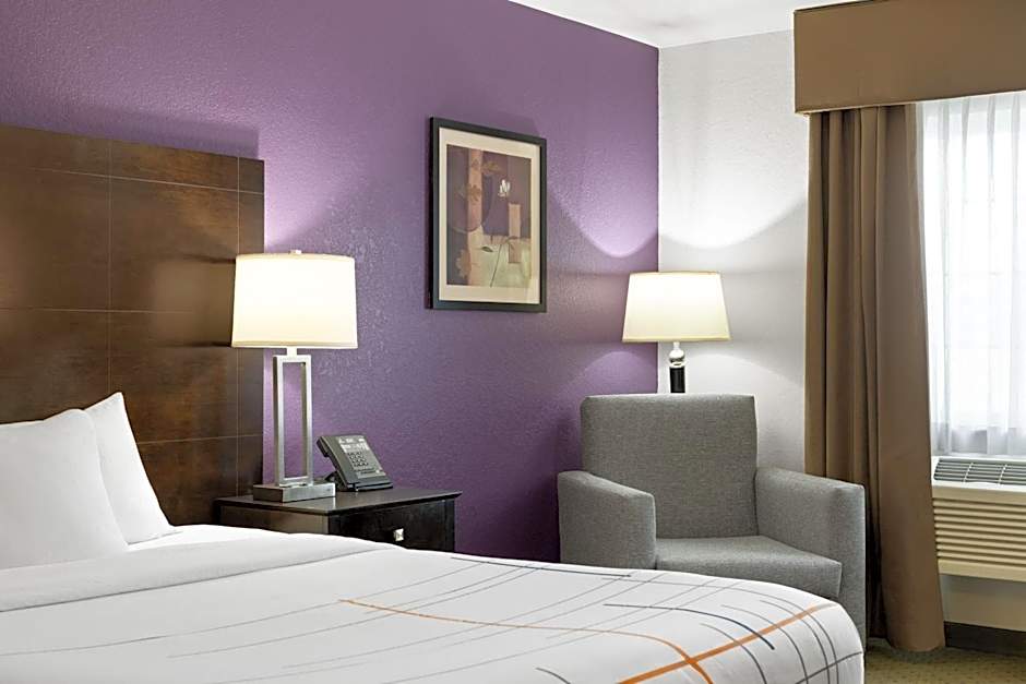 La Quinta Inn & Suites by Wyndham Spokane