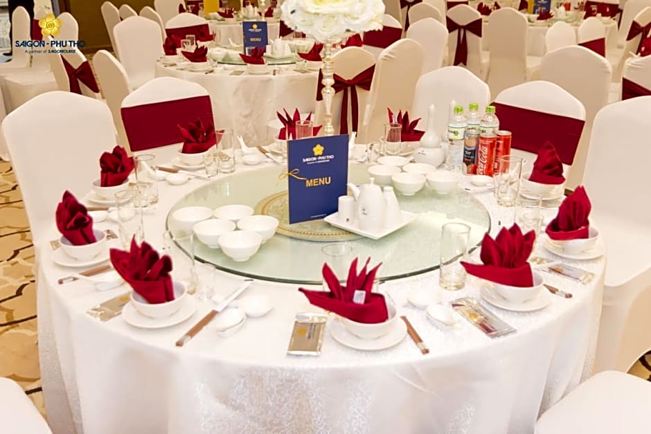Sai Gon Phu Tho Hotel